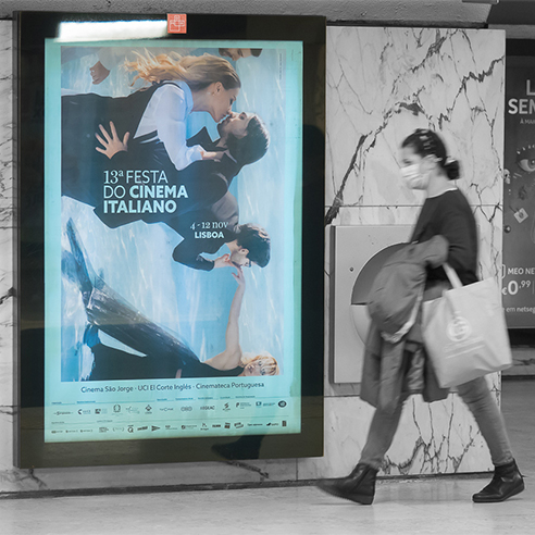 Mupi Publicidade Rua Portugal MOP